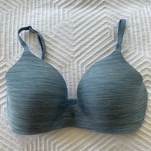 Victoria’s Secret wireless bra - 32D